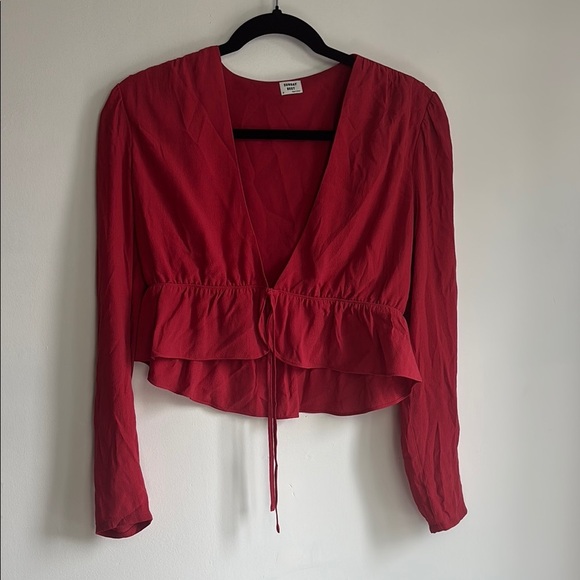 Sunday Best Elegant Red V-Neck Women's Top size Small like new - Picture 7 of 11